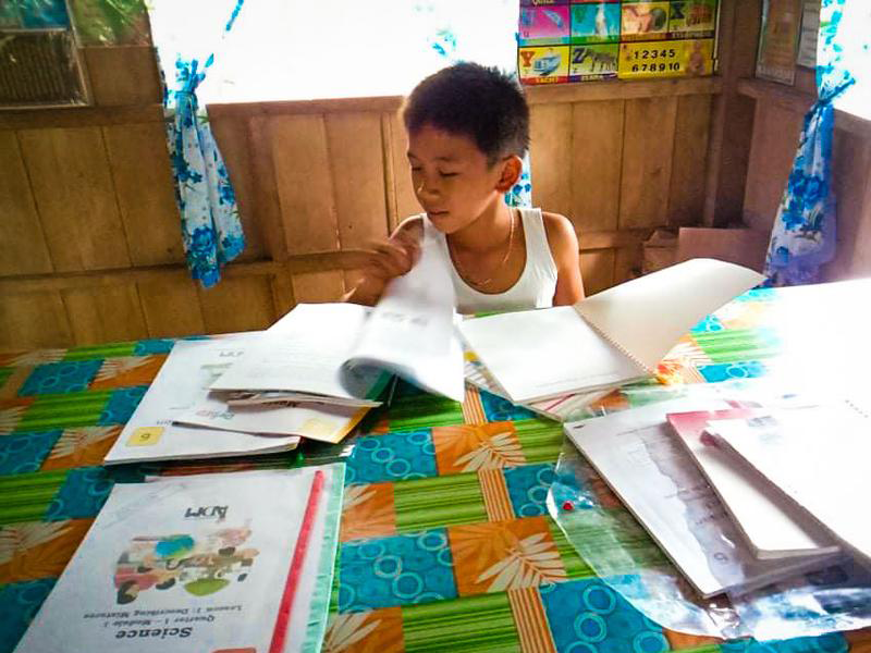 Filo Artisan Trade Gives Back to a Small and Secluded School in Mindanao